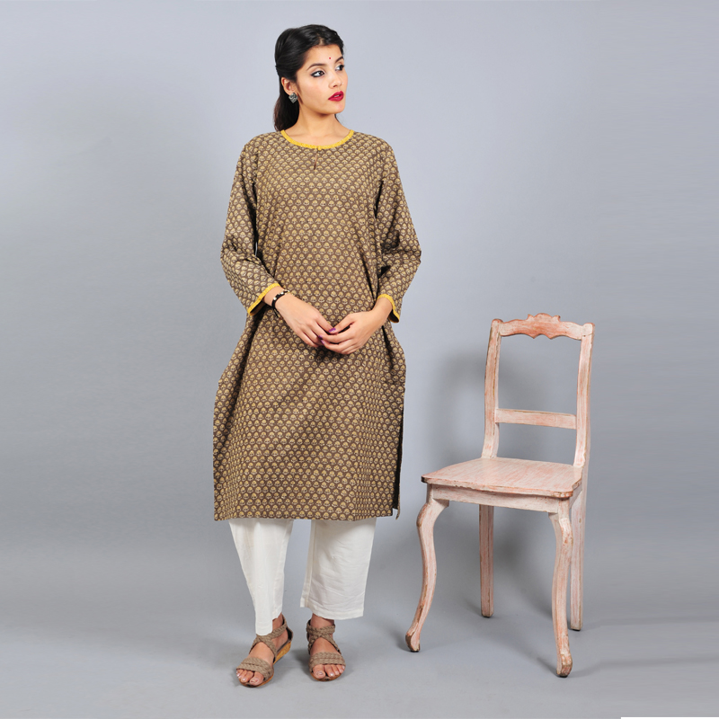 Small Boota/Motif Print Kurta